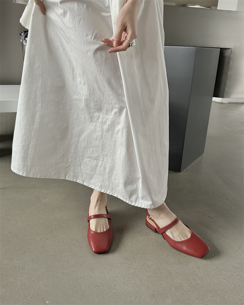 French Low Heel Mary Jane Shoes for Women 2024 New Spring Red Elegant Square Toe Buckle Strap - Image 2
