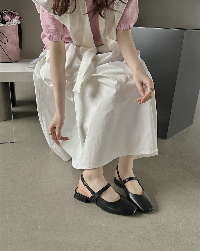 French Low Heel Mary Jane Shoes for Women 2024 New Spring Red Elegant Square Toe Buckle Strap - Image 3