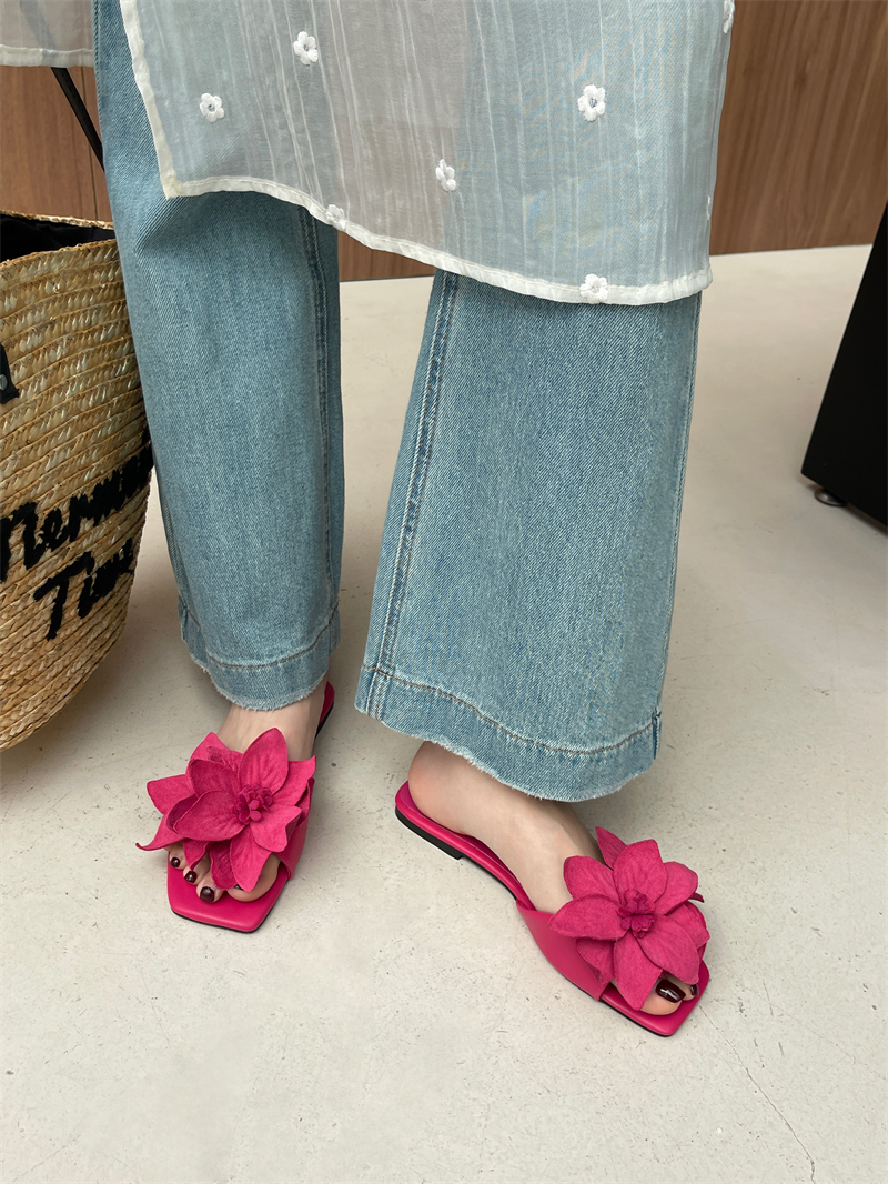 2024 Summer Beach Flat Flip Flops Women's Slippers - Image 3